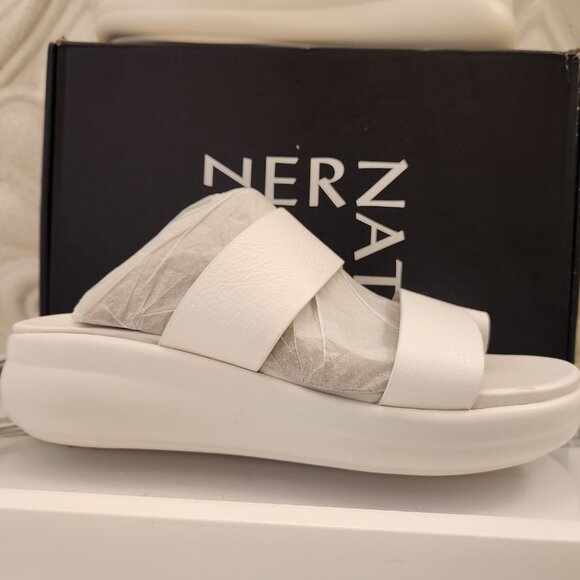 Naturalizer White Women's Sandals - Picture 1 of 11